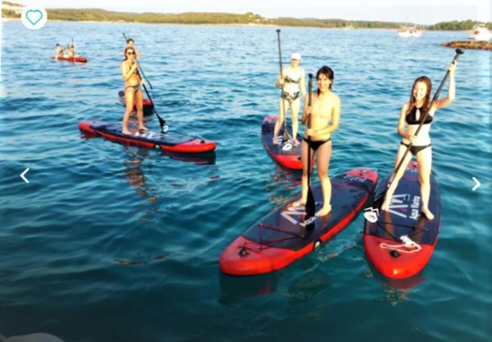 The Dock Resort Over Water Retreat 웨스트 엔드 외부 사진
